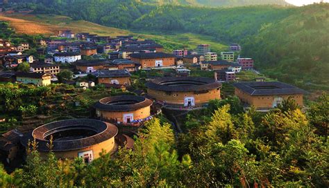 what are some ancient towns in china